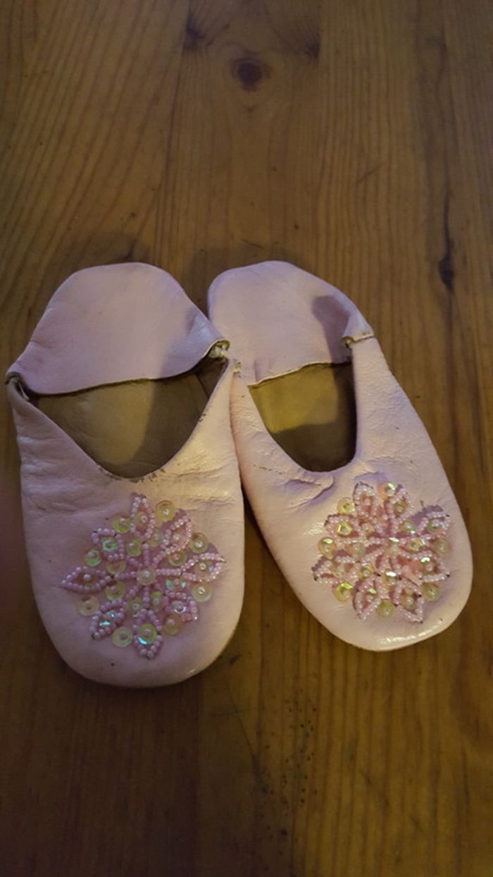 Babouche taille 24 - 26