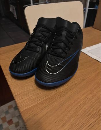 Chaussures de football Nike mercurial 