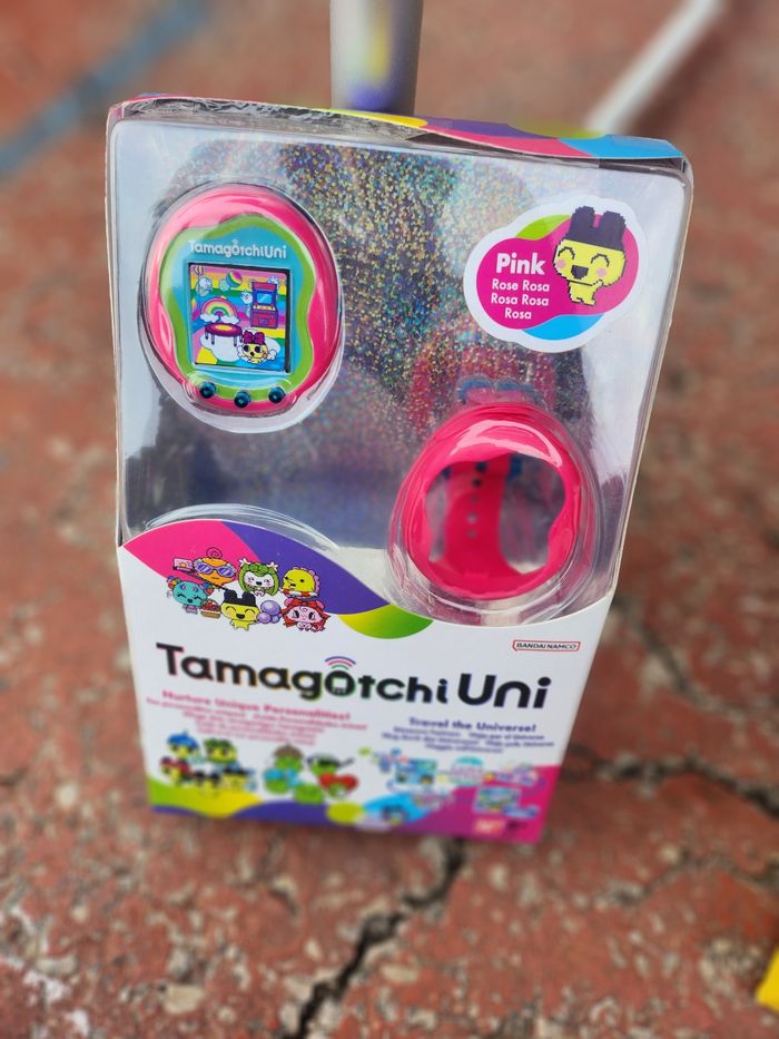 TAMAGOTCHI UNIQUE