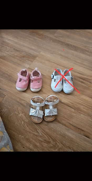 Lot chaussures d'été fille