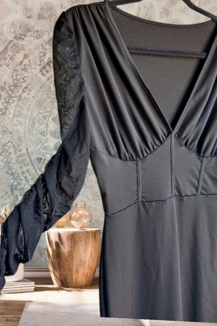 Robe longue noire sexy fendue et bras résille -S - photo numéro 4