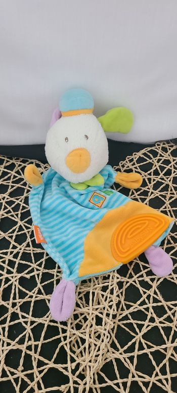 Doudou plat chien bleu orange vert mauve ahoy BABYSUN