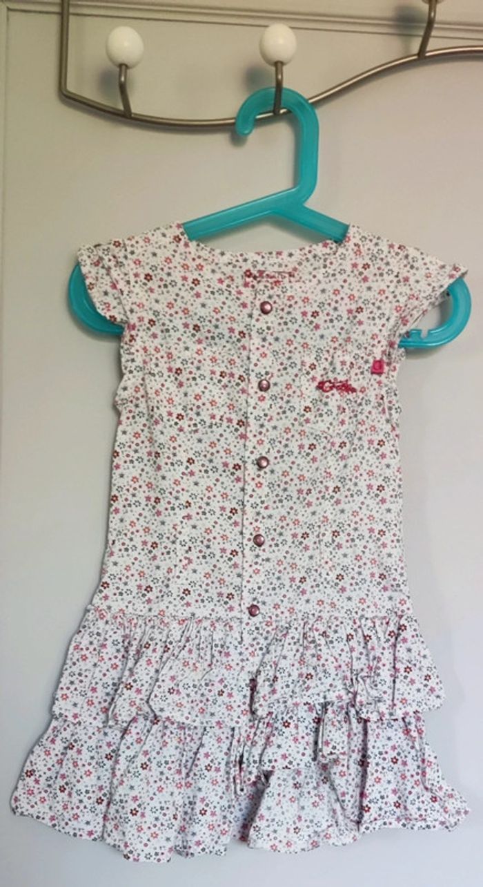 Robe courte 4 ans