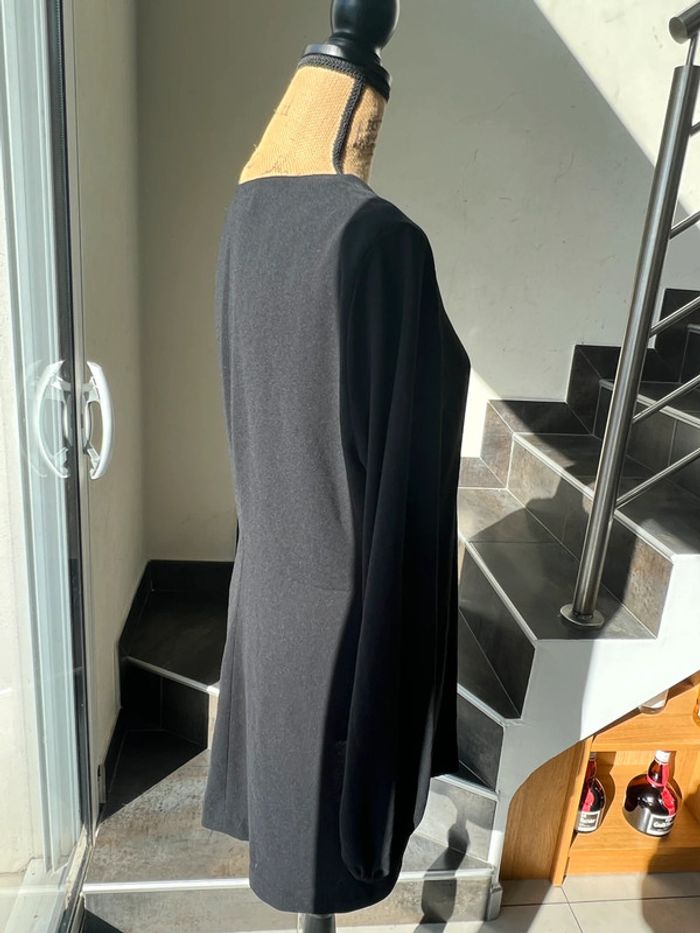 Petite robe noire zara T38 - photo numéro 3