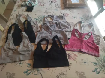 Lot de 8 brassières