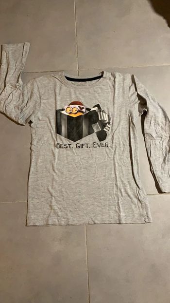 Haut manches longues Les Minions ~