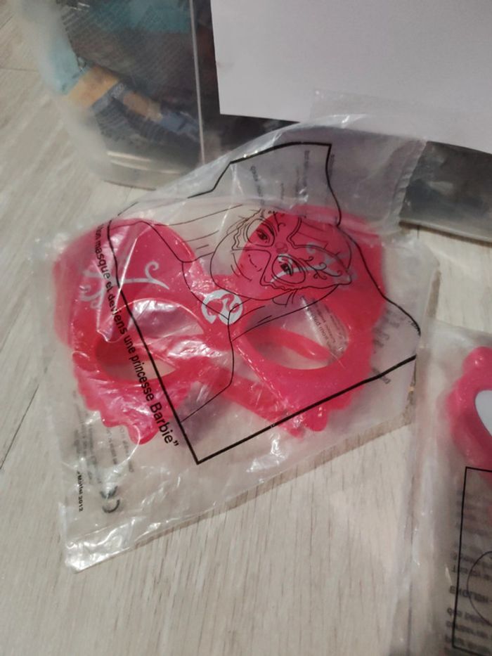 Figurine McDonald's barbie. - photo numéro 2