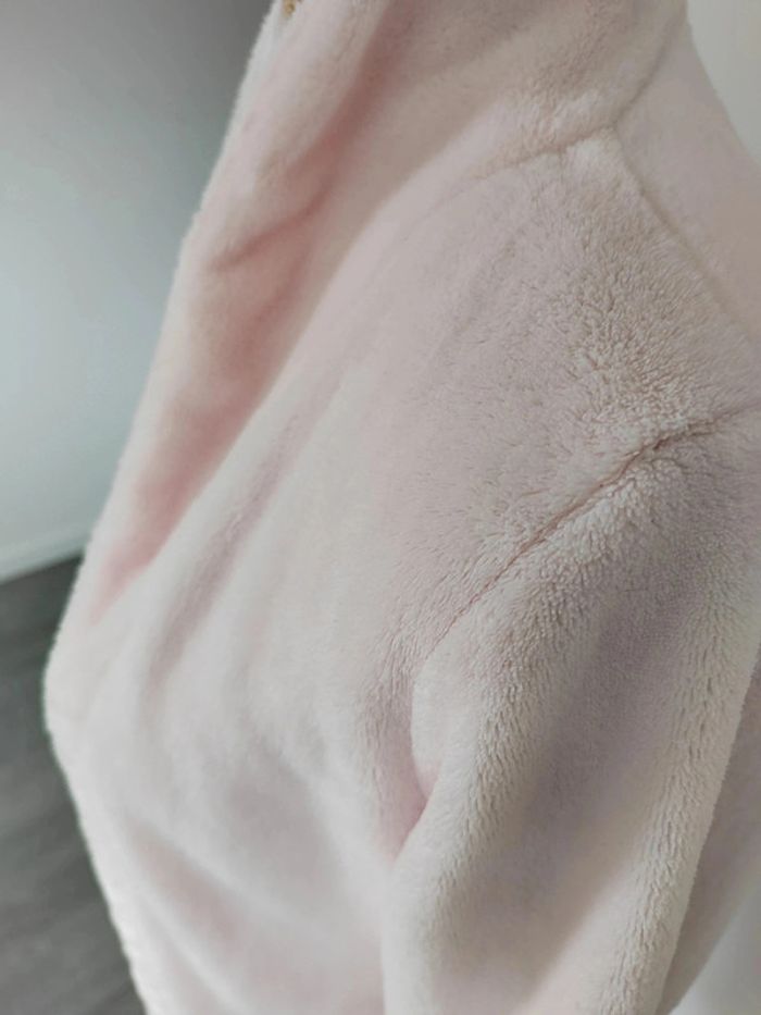 10 € Robe de chambre fille 12 ans Vertbaudet - photo numéro 3