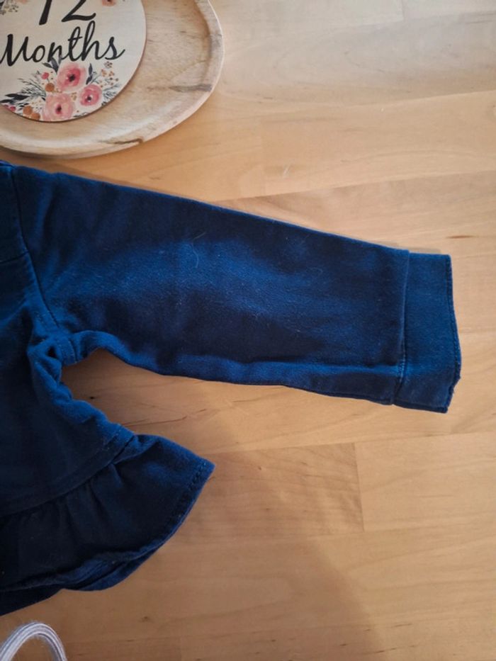 Veste en jean pour fille taille 12mois très bon état - photo numéro 2