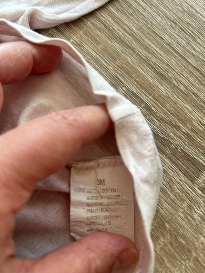 Lot tee shirt manches longues 3 mois - photo numéro 3