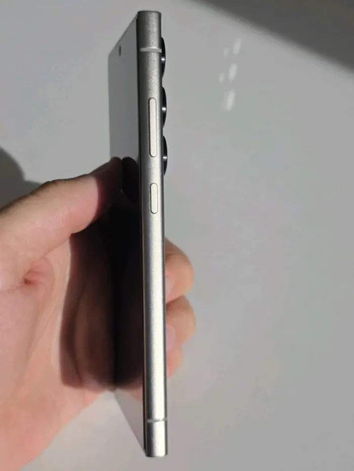 Samsung Galaxy S24 ultra 512 GB - photo numéro 6