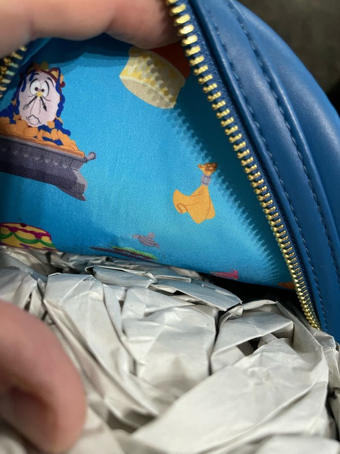 DISNEY - La Belle et la Bête - Mini Sac à Dos Loungefly "Excl. Ed." Guests - photo numéro 5