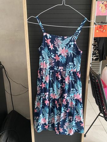Robe fleurie pour enfants filles taille huit ans