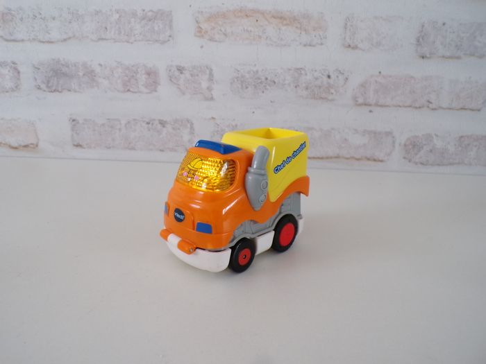 Camion de chantier - Tut Tut Bolides - Xavier (J12)