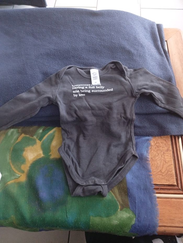 Lot vêtements bébé garçon 6 mois - photo numéro 8