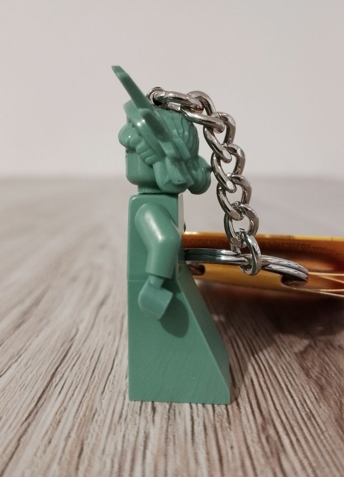 LEGO 854082 porte-clés Statue de Liberté - photo numéro 4