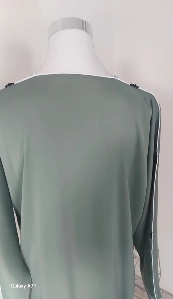 Robe verte claire émiratie neuve - photo numéro 8