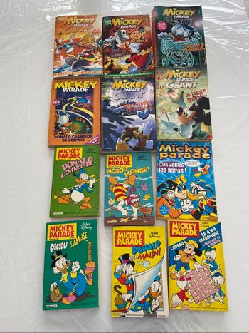 Lot livres Mickey parade géant