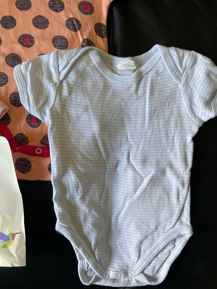 Lot de 4 bodies manches courtes - photo numéro 2