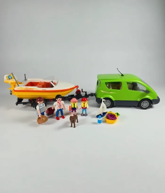 Playmobil Voiture avec Remorque pour bateau - photo numéro 1