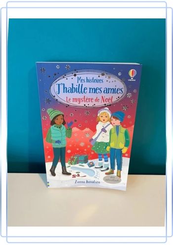 Livre mes histoires j’habille mes amies le mystère de Noël
