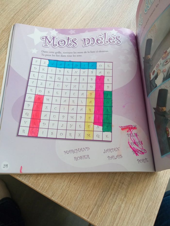 Cahier activités princesses - photo numéro 7