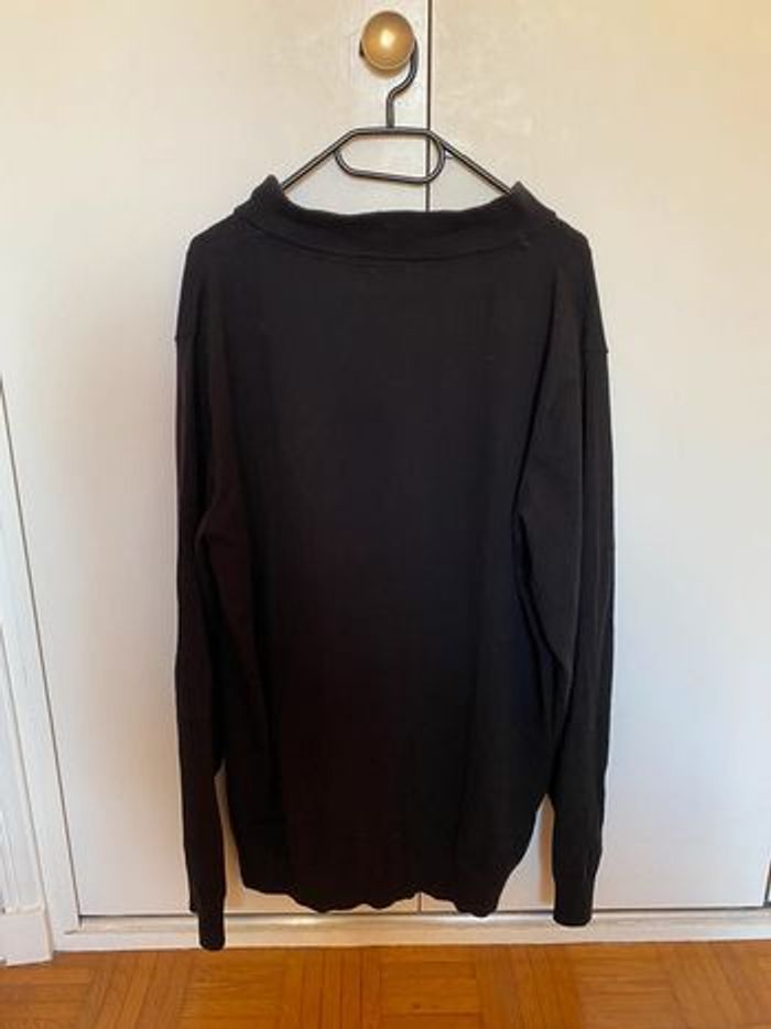 Pull noir