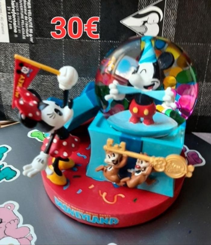 Snowglobe disney mickey minnie
