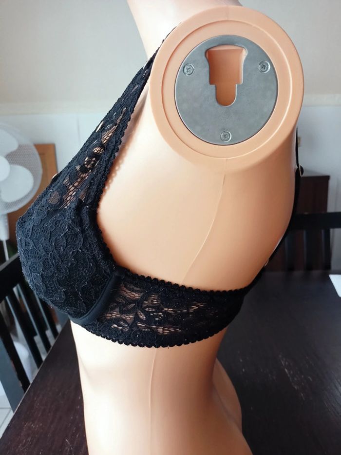 Soutien gorge noir dentelle push up Undiz 85B - photo numéro 3