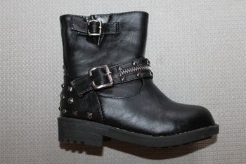 belle bottines noires 23