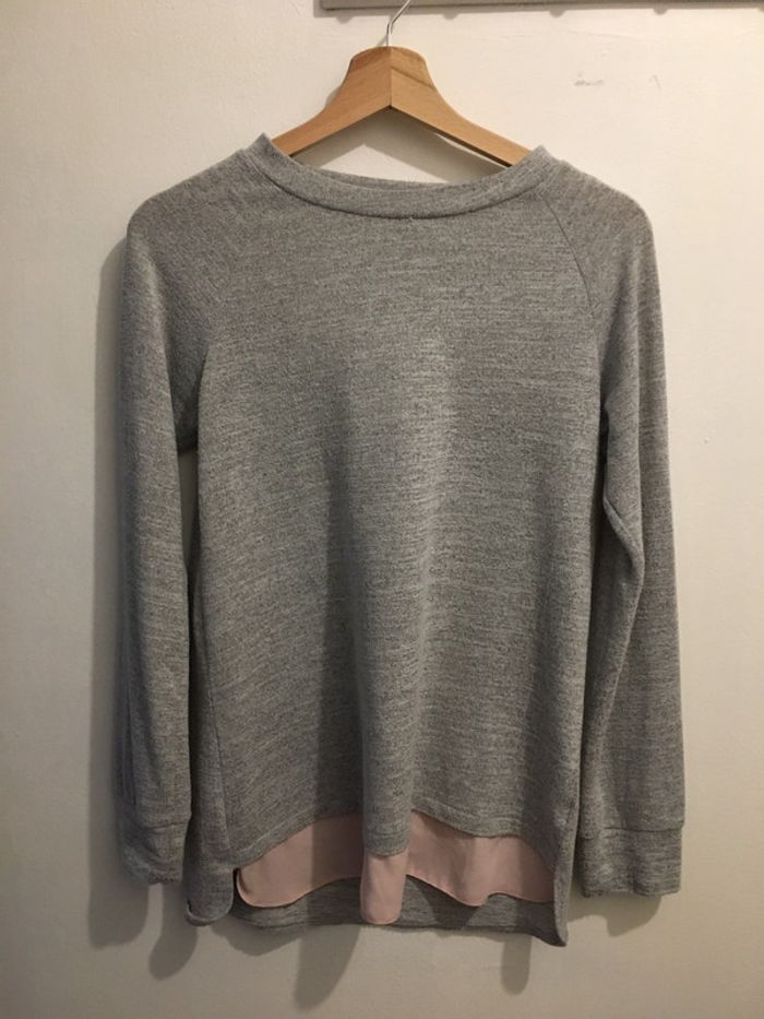 Pull léger gris - photo numéro 2