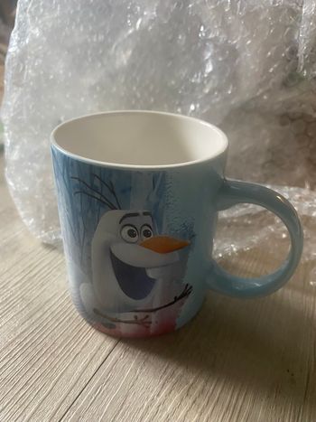 Tasse olaf reine des neiges 