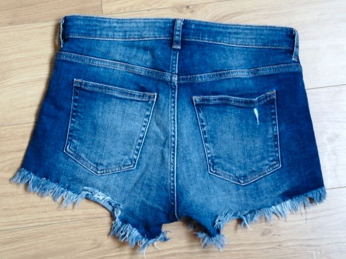 Short en jean H&M T36 - photo numéro 2