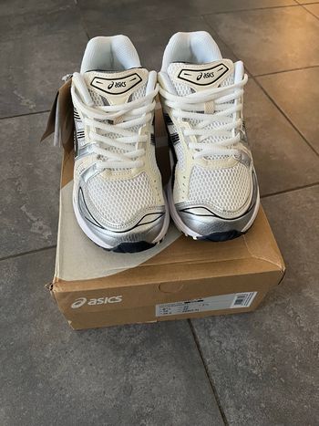 ASICS gel kayano