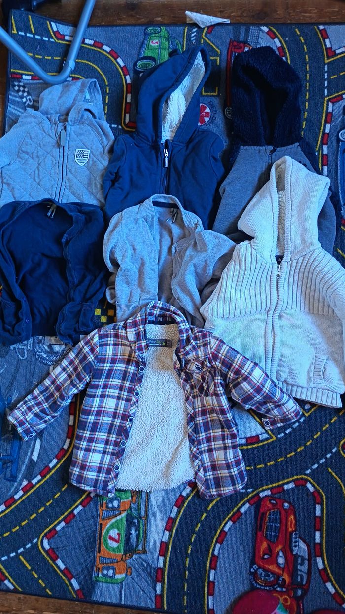 Lot de 80 vêtements pour garçon de 24 Mois - 2 Ans - photo numéro 9