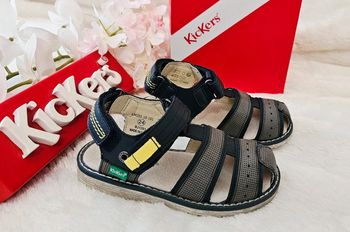 Sandales nus pieds Scratch Kickers T24