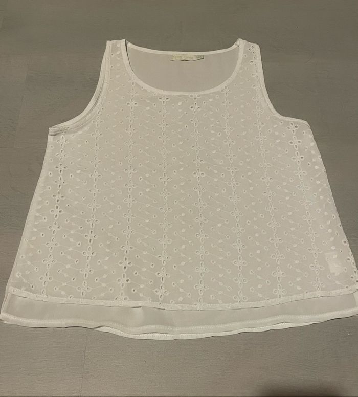 Débardeur blanc dentelle