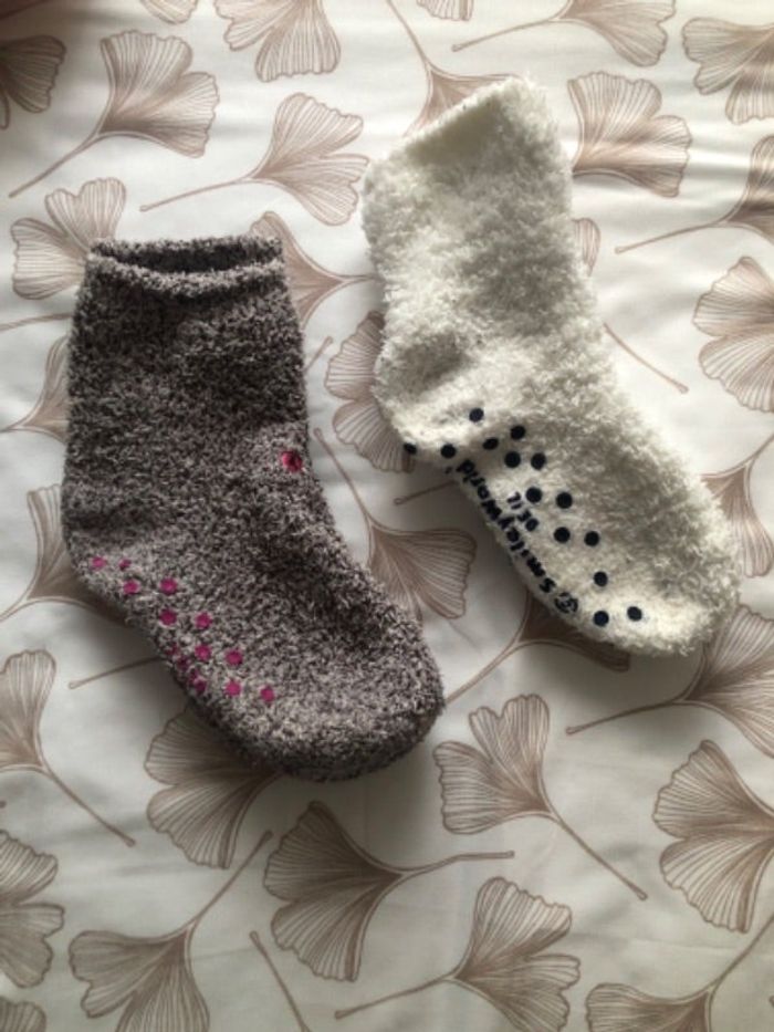 Lot 2 paires de chaussettes d’intérieur