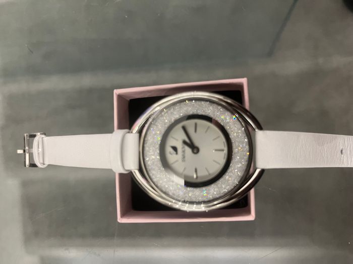 Montre Swarovski - photo numéro 2