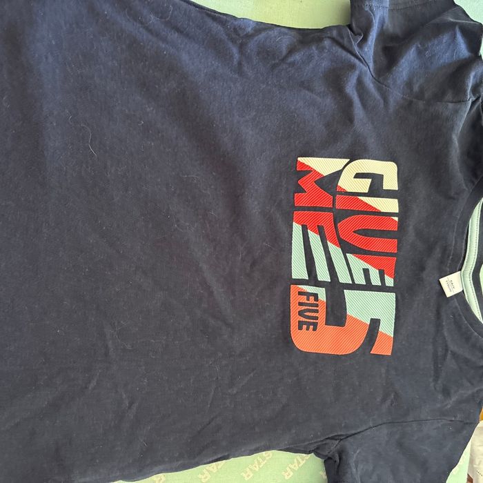 Vends lot de trois tee shirts marques dpam et okaidi taille 5 ans très bon état - photo numéro 6