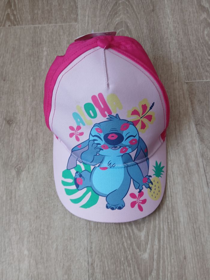 Casquette neuve stitch petite fille