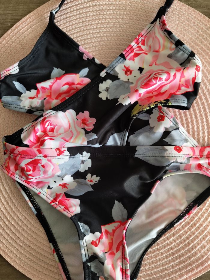 Maillot de bain 1 pièce - Petite Fille - photo numéro 2