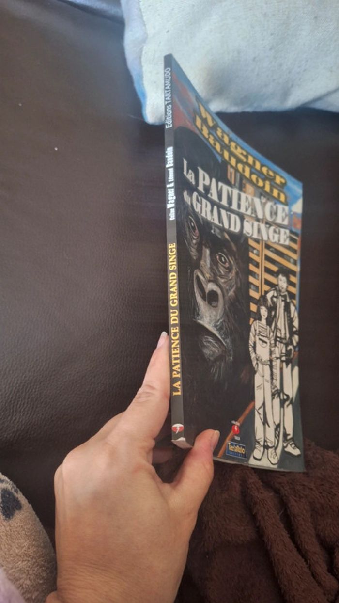 Livre patience du grand singe bd pl - photo numéro 2