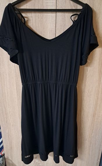 Robe noire Bodyflirt
