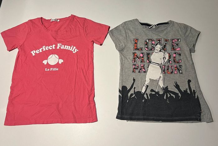 Lot de 2 t shirts 8 ans