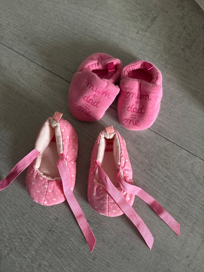 Lot chaussons naissance