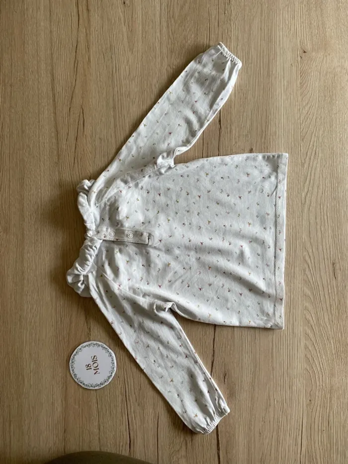 Sous pull blanc col fleur manche longue tissu fleuri bébé fille 18 mois Kiabi - photo numéro 5
