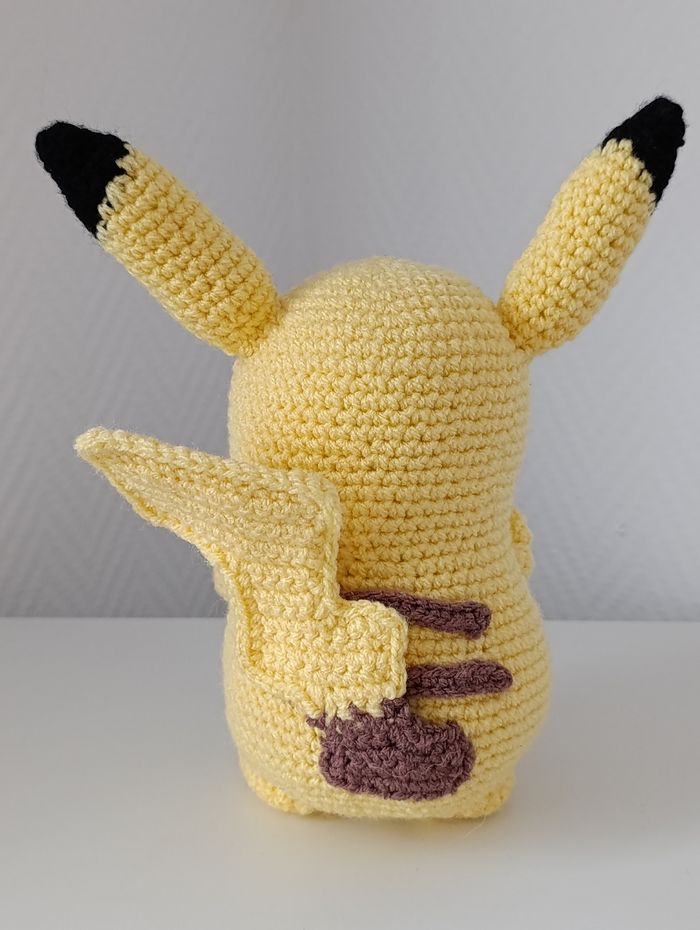 Magnifique Pokémon Pikachu fait main. - photo numéro 3