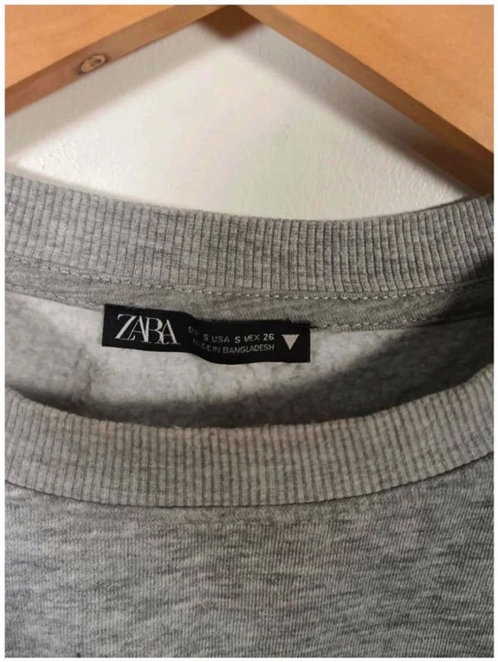 C8 sweat gris Zara S - photo numéro 3