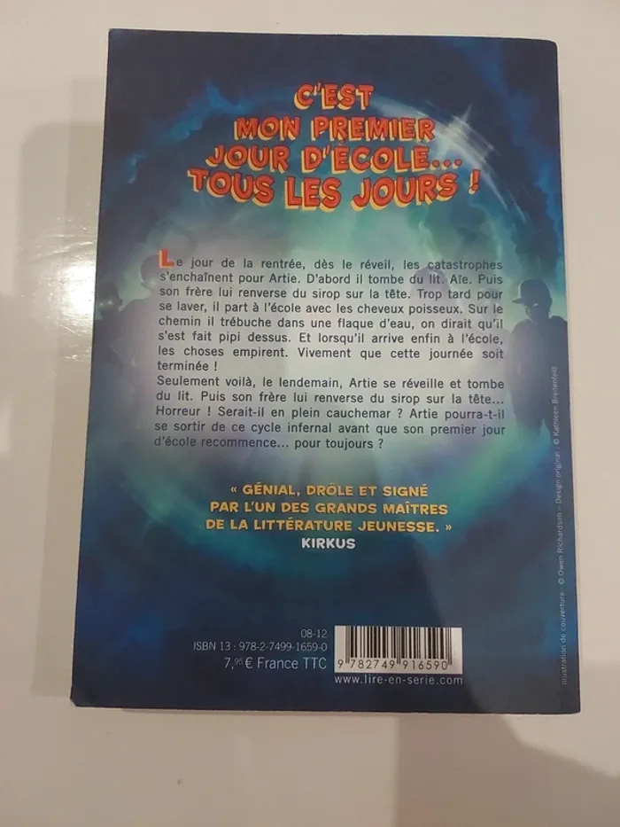 C'est mon premier jour d'école..tous les jours! R.L Stine - photo numéro 2